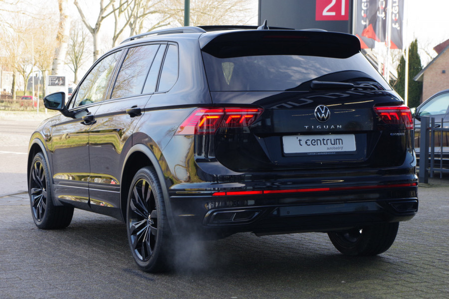 Volkswagen Tiguan 1.4 TSI 245 PK eHybrid R-Line BNS PHEV, Panoramadak, Trekhaak, IQ-Light, DCC, Adaptieve Cruise Control