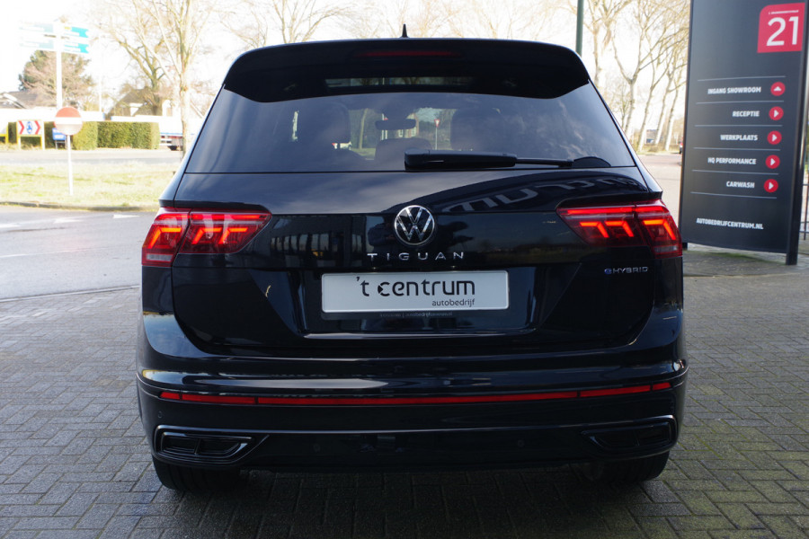 Volkswagen Tiguan 1.4 TSI 245 PK eHybrid R-Line BNS PHEV, Panoramadak, Trekhaak, IQ-Light, DCC, Adaptieve Cruise Control