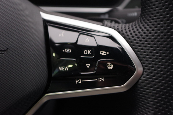 Volkswagen Tiguan 1.4 TSI 245 PK eHybrid R-Line BNS PHEV, Panoramadak, Trekhaak, IQ-Light, DCC, Adaptieve Cruise Control