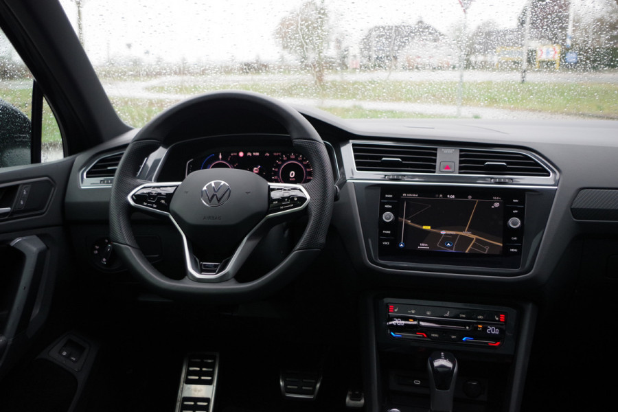Volkswagen Tiguan 1.4 TSI 245 PK eHybrid R-Line BNS PHEV, Panoramadak, Trekhaak, IQ-Light, DCC, Adaptieve Cruise Control