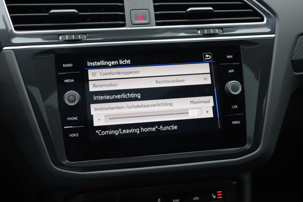 Volkswagen Tiguan 1.4 TSI 245 PK eHybrid R-Line BNS PHEV, Panoramadak, Trekhaak, IQ-Light, DCC, Adaptieve Cruise Control
