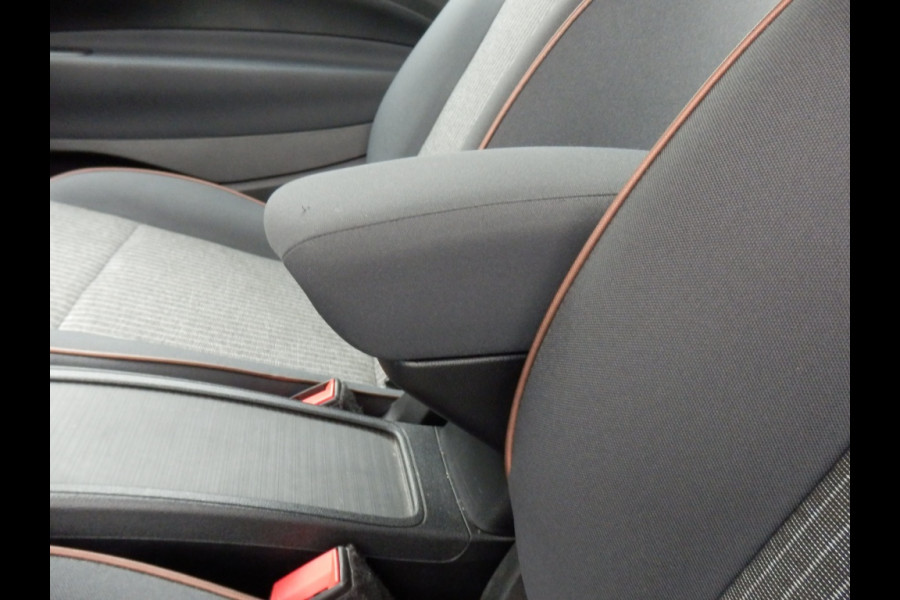 Fiat 500E Icon | 42kWh | Apple Carpl / Andr. Auto | Comfort pakket |