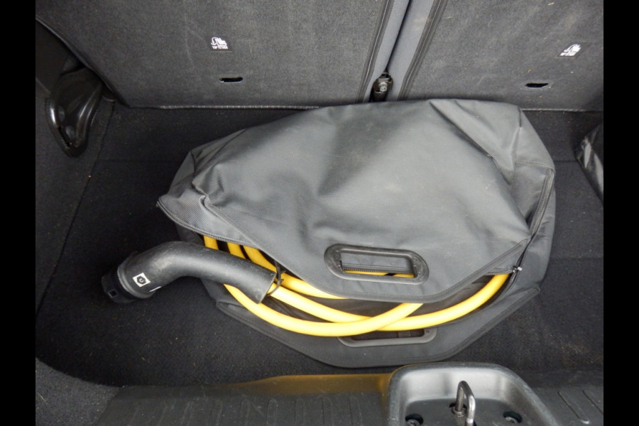 Fiat 500E Icon | 42kWh | Apple Carpl / Andr. Auto | Comfort pakket |