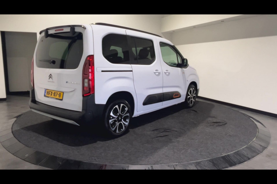 Citroën E-Berlingo Shine 50 kWh | 7 PERSOONS! | 11 kw 3-fase lader | Park assist pakket |   SoH (batterijcheck) 100 % score!