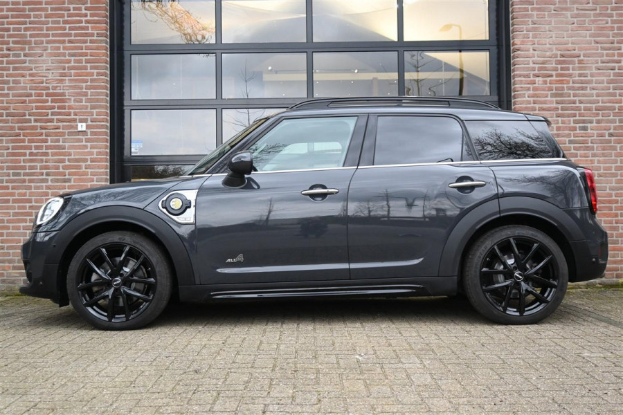 MINI Countryman 2.0 Cooper S E ALL4 BlackPack Pano Leder ´19