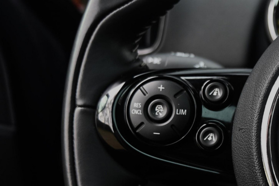MINI Countryman 2.0 Cooper S E ALL4 BlackPack Pano Leder ´19