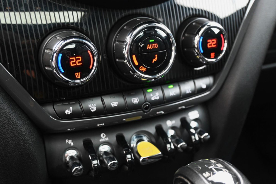 MINI Countryman 2.0 Cooper S E ALL4 BlackPack Pano Leder ´19