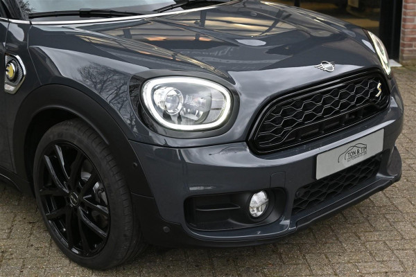 MINI Countryman 2.0 Cooper S E ALL4 BlackPack Pano Leder ´19
