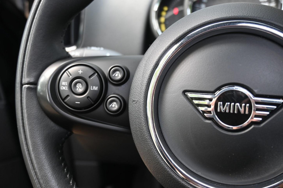 MINI Countryman 2.0 Cooper S E ALL4 BlackPack Pano Leder ´19