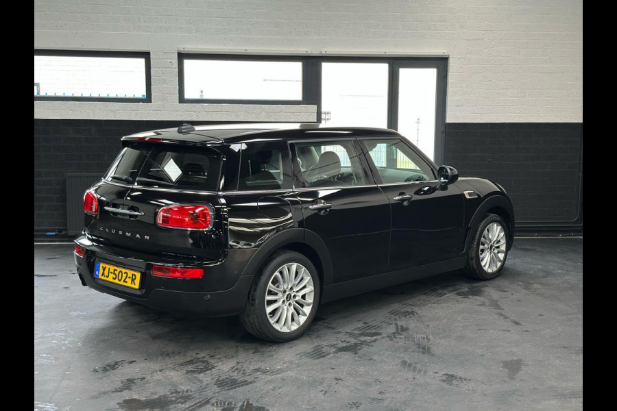 MINI Clubman 1.5 One Salt Business Editie, Navi, Sfeerverlichting, Stoelverwamring Climate Control, NL Auto