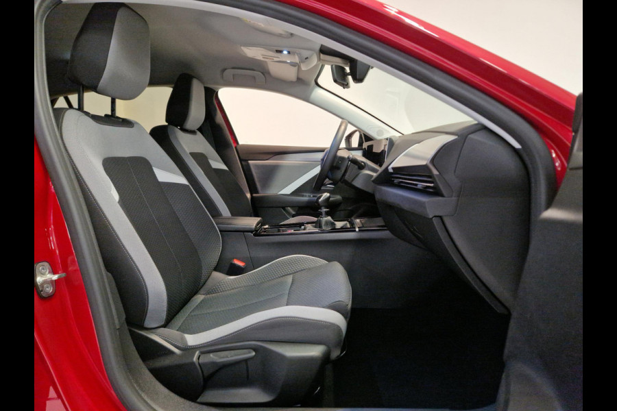 Opel Astra 1.2 Level 3 Stoelverwarming| Stuurwielverwarming | Achteruitrijcamera | Apple Carplay/Android Auto
