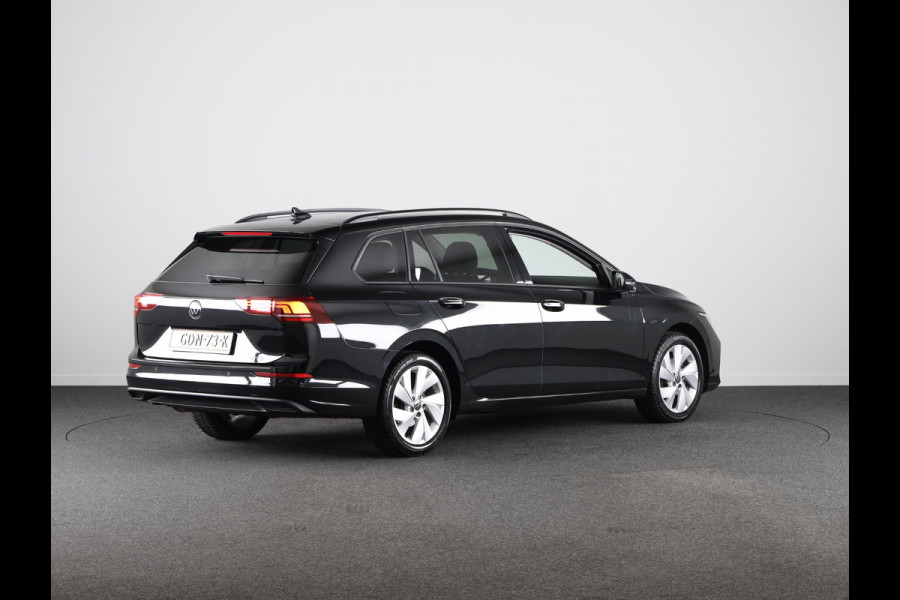 Volkswagen GOLF Variant 1.5 eTSI Life Business