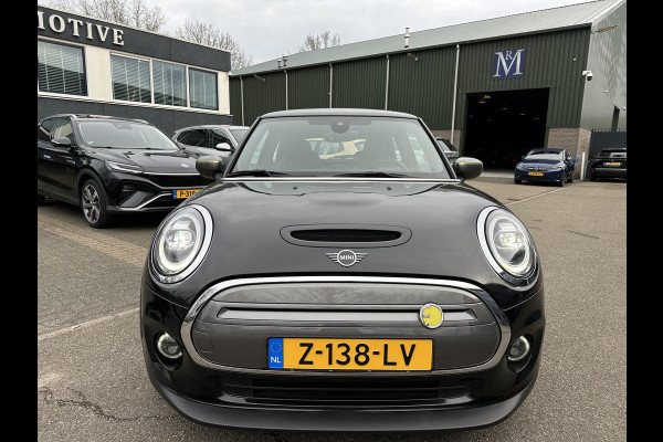 MINI Mini Electric Yours 33 kWh 3 FASE OPLADEN SOH 97% | PANO DAK | STOELVERARMING | CAMERA | APPLE CARPLAY | NAVI | FULL LED | KEYLES | 12M MND BOVAG GARANTIE