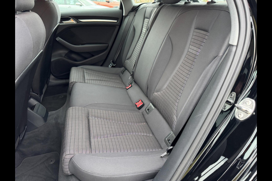 Audi A3 Sportback 1.0 TFSI Sport Lease Edition LED VERL. NAVI 18"lm velgen
