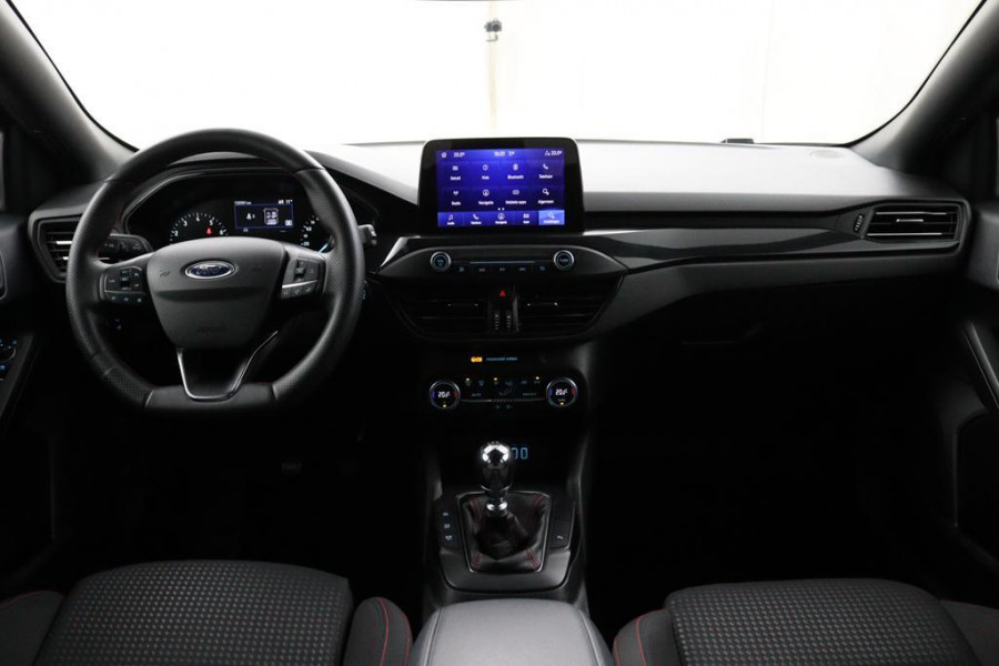 Ford FOCUS Wagon 1.0 EcoBoost Hybrid ST Line*ECC*CRUISE*NAVI*CAM*