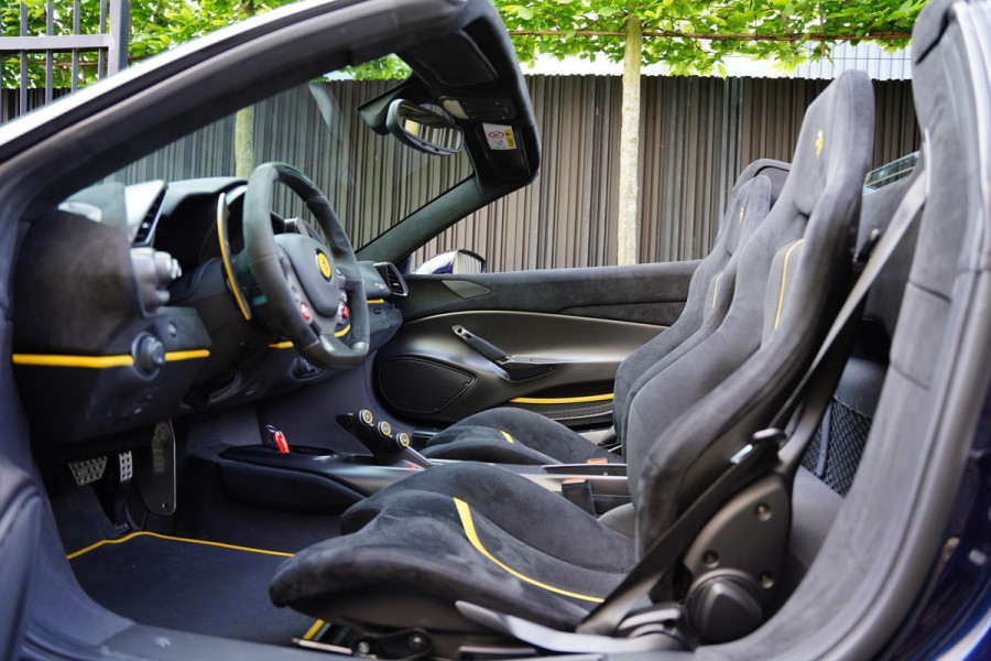 Ferrari 488 3.9 Pista HELE Spider Tailor Made