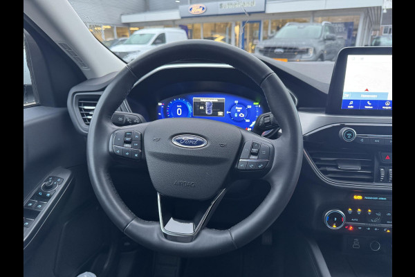 Ford Kuga 2.5 PHEV Titanium 225pk | Wegklapbare trekhaak | Winter Pack | Achteruitrijcamera | Apple Carplay / Android Auto