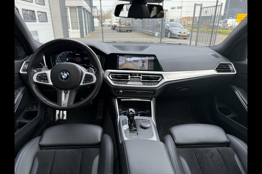 BMW 3 Serie Touring 330e xDrive M-Sport LAZER PANORAMADAK LEER