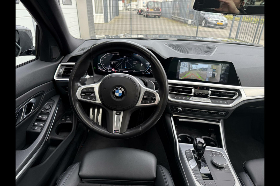 BMW 3 Serie Touring 330e xDrive M-Sport LAZER PANORAMADAK LEER