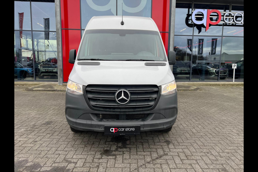 Mercedes-Benz Sprinter 317 1.9 CDI L3H2 RWD Functional