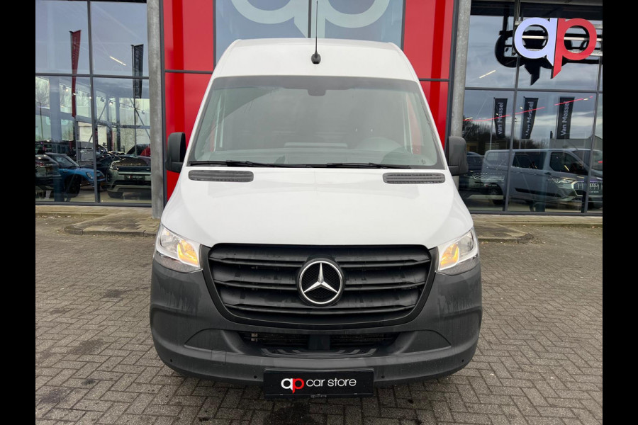 Mercedes-Benz Sprinter 317 1.9 CDI L3H2 RWD Functional