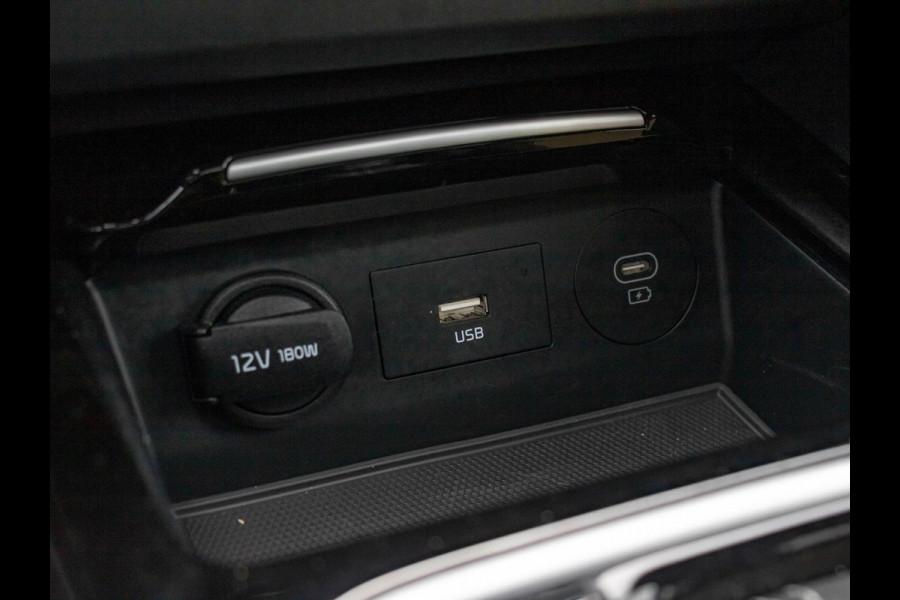 Kia ProCeed 1.5 T-GDi GT-Line | Automaat - Zwarte wrap logo's en meer.
