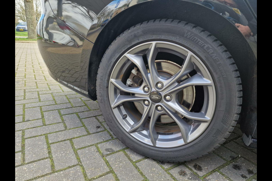 Ford FOCUS Wagon 1.0 EcoBoost Hybrid ST Line Business|2022|17-inch|Camera|Clima|Navi|carplay|