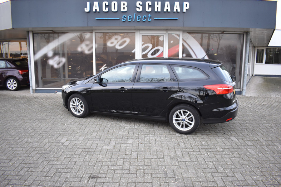 Ford FOCUS Wagon 1.0 Trend / Airco / 16" LM / Parkeersensoren /