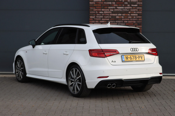 Audi A3 Sportback 1.5 TFSI CoD Sport S Line Edition Aut7 | MMI Navigatie Plus | Stoelverwarming | Audi Virtual Cockpit | LED | Cruise Control | Optiekpakket Zwart | Audi Sound System |