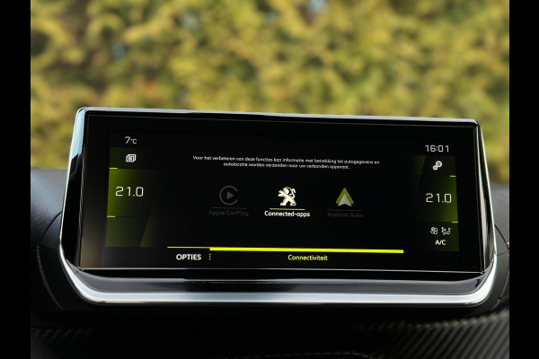 Peugeot 208 1.2 PureTech GT-line CarPlay Camera