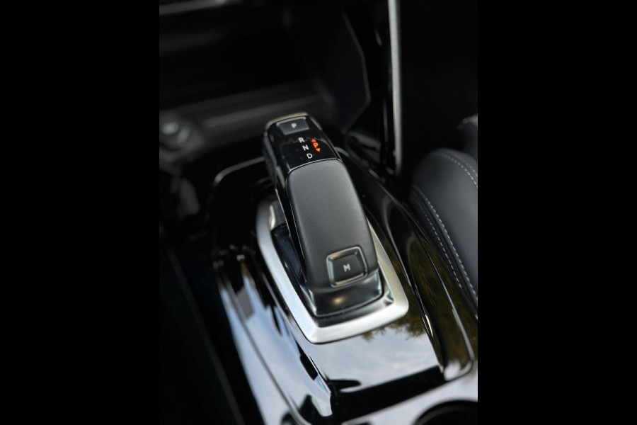 Peugeot 208 1.2 PureTech GT-line CarPlay Camera