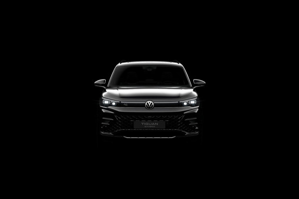 Volkswagen Tiguan R-Line-Edition 1.5 eHybrid 200 kW / 272 pk SUV 6 v