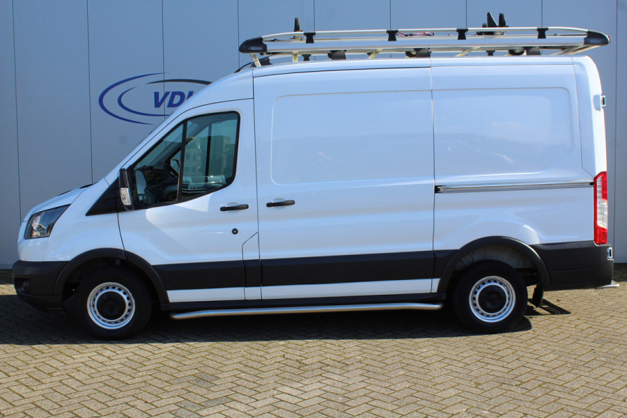 Ford Transit 290 2.0-105pk TDCI L2H2 Ambiente. Totaal 6 stuks, rest wordt nog gepubliceerd. Compleet ingerichte Ford Transit ! Slechts 75.000km ! Camera, pdc v+a, airco, ladder achterd., opstaptrede met trekhaak, imperiaal met ladder, omvormer naar 220V etc etc.