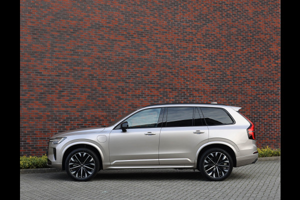 Volvo XC90 T8 Plug-in hybrid AWD Ultra Dark *Direct leverbaar!*