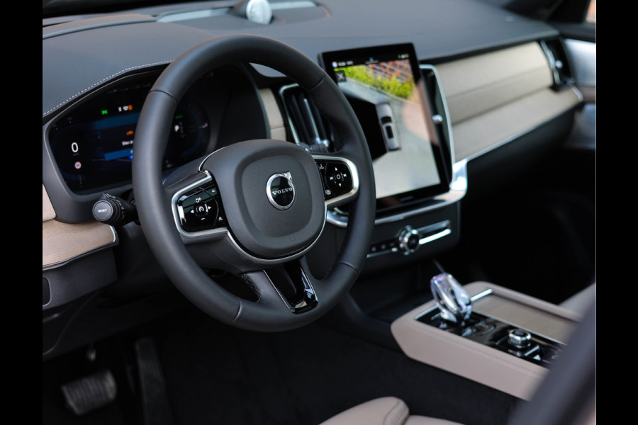 Volvo XC90 T8 Plug-in hybrid AWD Ultra Dark *Direct leverbaar!*