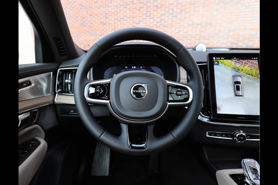 Volvo XC90 T8 Plug-in hybrid AWD Ultra Dark *Direct leverbaar!*