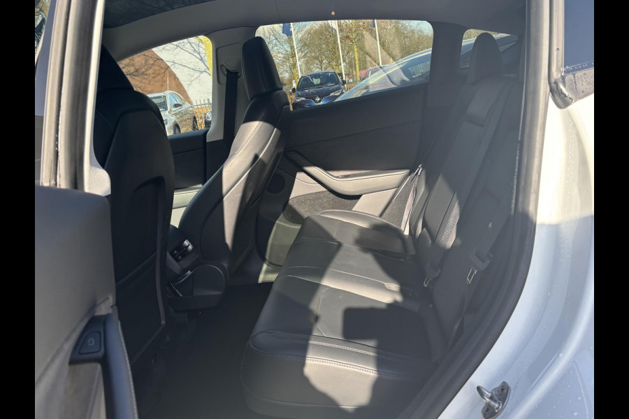 Tesla Model Y LONG RANGE VOLLEDIGE TESLA GARANTIE T/M 11-2026 OF 80.000KM | ACCU EN AANDRIJFLIJN T/M 2030 OF 160.000KM