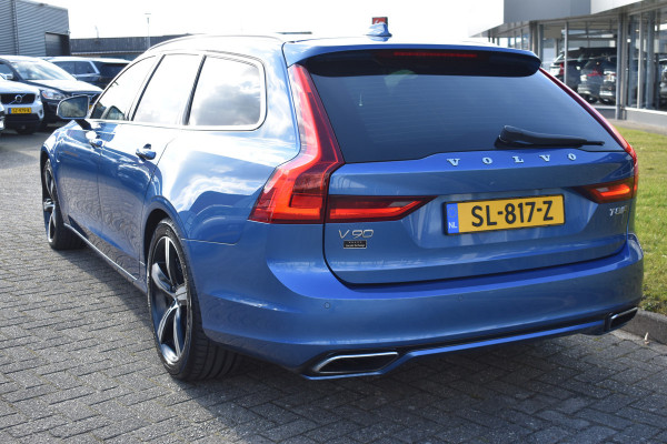 Volvo V90 T8 407PK Automaat AWD R-Design | Trekhaak | ACC | Blis | Camera | 19"LMV | Stoelverwarming