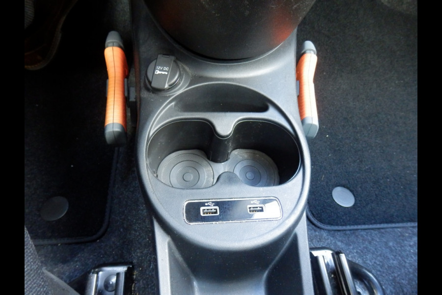 Fiat 500 70pk | Hybride | Lounge | Airco | Apple Carp. / Andr. Auto