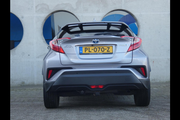 Toyota C-HR 1.8 Hybrid Executive | TREKHAAK | NAVIGATIE | ACHTERUITRIJCAMERA |