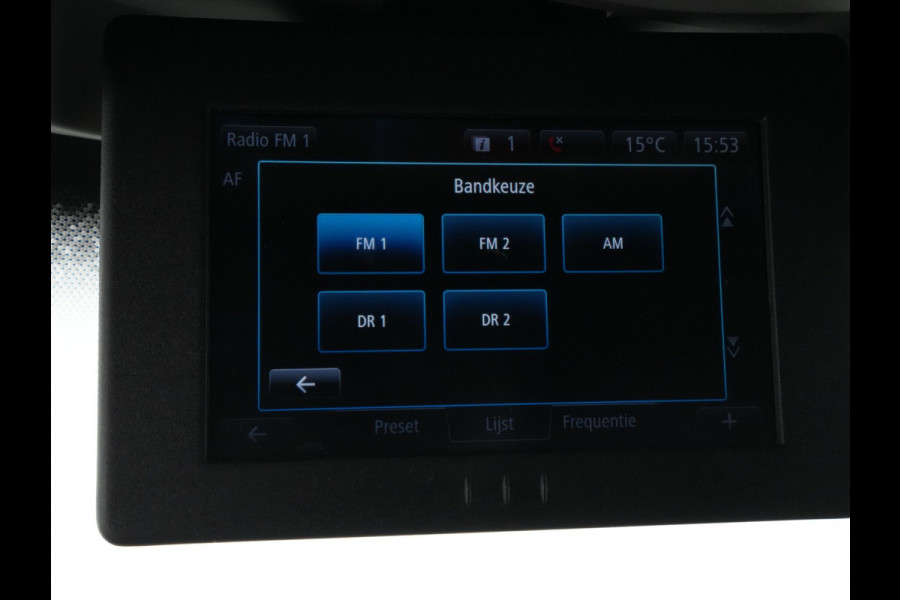 Renault Master T35 2.3 dCi L2H2 Navigatie Trekhaak Airco Pdc Carplay