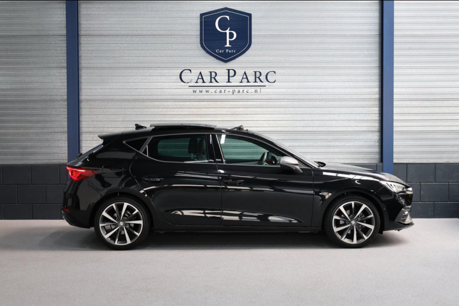 Seat Leon 1.5 eTSI FR LED/SFEER/VIRTUAL/PANO/S.VERWARMING/18' LMV/CAM/ACC/ECC/12 MND GARANTIE!