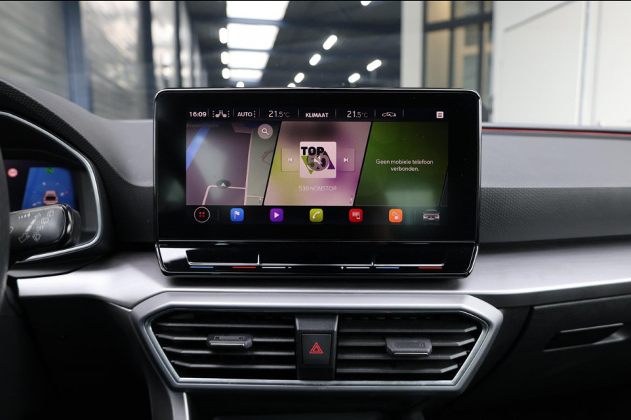 Seat Leon 1.5 eTSI FR LED/SFEER/VIRTUAL/PANO/S.VERWARMING/18' LMV/CAM/ACC/ECC/12 MND GARANTIE!
