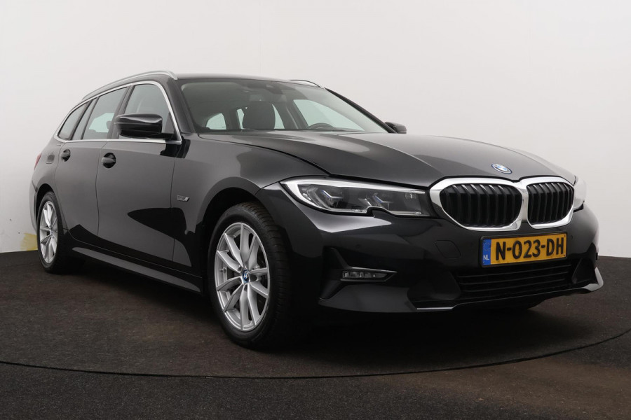 BMW 3 Serie Touring 320e Business Edition Plus(NL-auto, Dealer OnderH, 1e Eig, Navi Pro, StoelV, Leder, Sportstoelen, Etc)