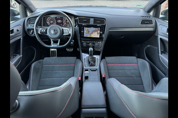 Volkswagen Golf 2.0 TSI GTI 245pk Performance Blindspot/ACC/LaneAssist/18inch/DigitalCockpit/Garantie/LaneAssist/