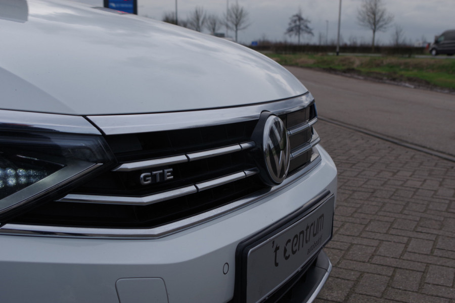 Volkswagen Passat Variant 1.4 TSI PHEV GTE 218 PK BNS, Panoramadak, Adap. Led, Dynaudio Sound, Massage, Memory