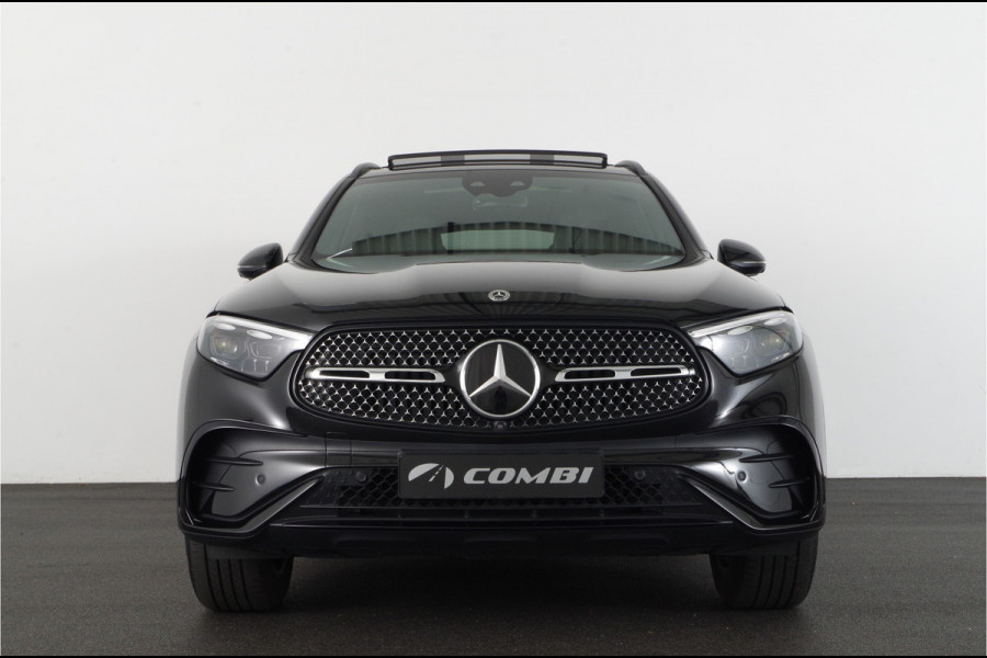 Mercedes-Benz GLC 300e 4MATIC AMG Line > Pano. schuif | Night-pakket | Obsidian Black | Trekhaak... | 7739 | Lease ook mogelijk!