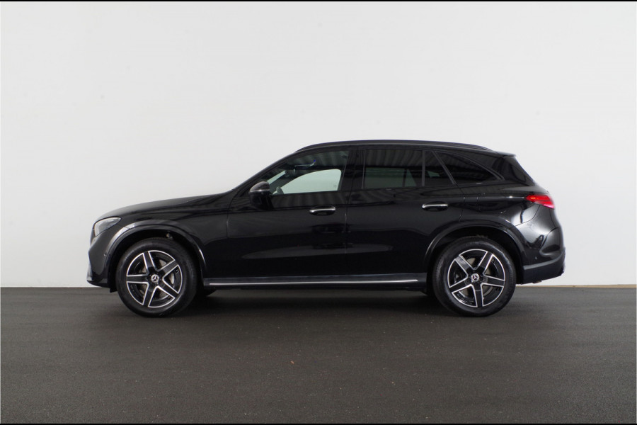 Mercedes-Benz GLC 300e 4MATIC AMG Line > Pano. schuif | Night-pakket | Obsidian Black | Trekhaak... | 7739 | Lease ook mogelijk!