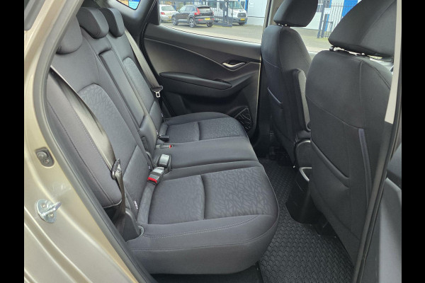 Hyundai ix20 1.6i Premium 6 bak|Stuurverw.|trekhaak|Navi|Clima