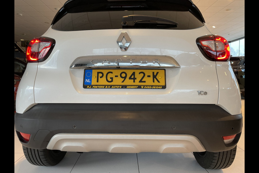 Renault Captur 0.9 TCe Intens Led mistlampen - Lederen stuurwiel - Cruise control - Achteruitrij camera - navigatie - Airco - getint glas achter - parkeersensoren achter - bluetooth